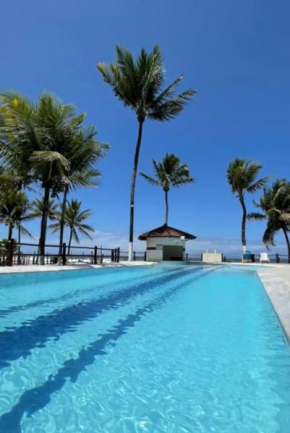 Duplex na praia - Pé na areia